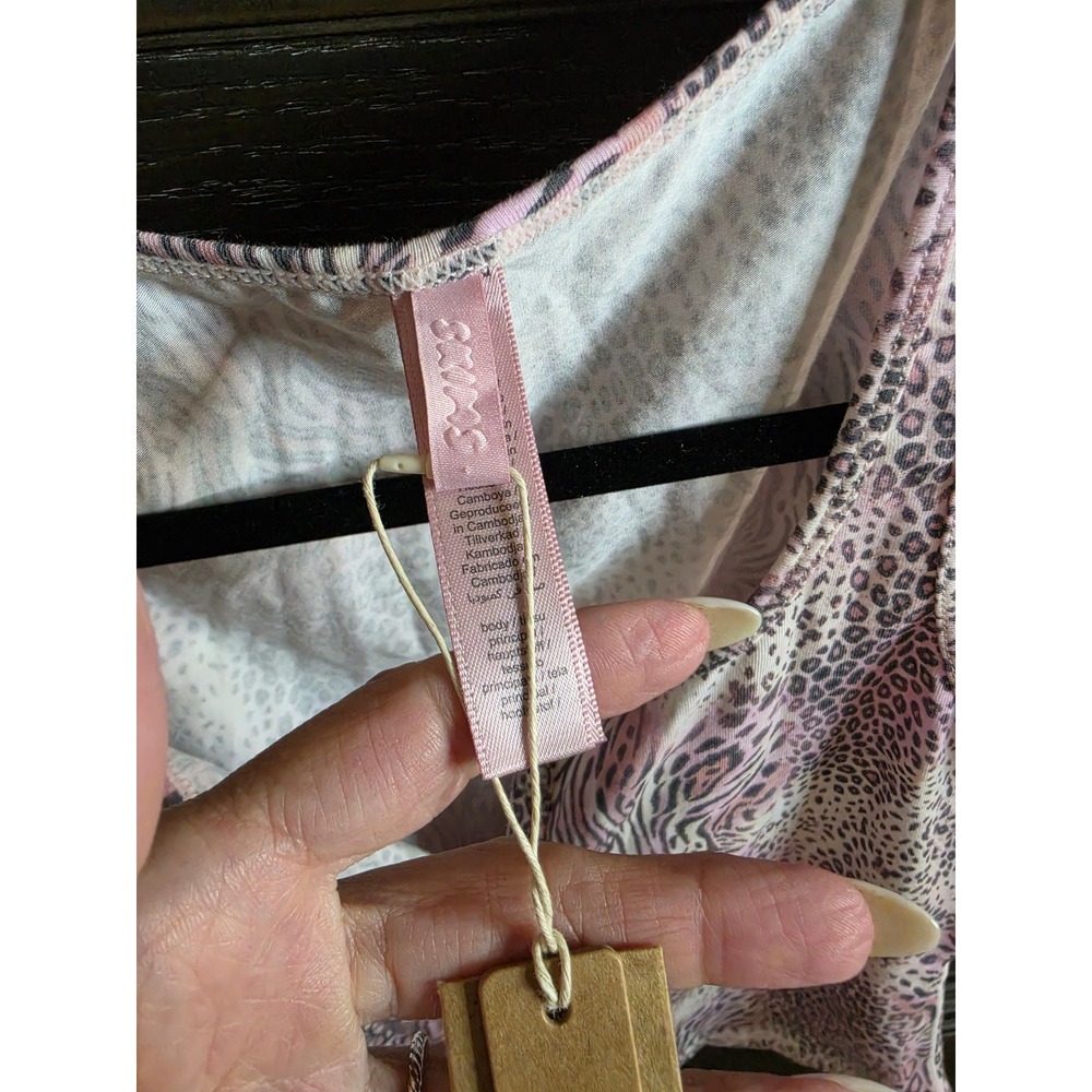 SKIMS Sleep Tank Bloom Mini Multi Animal Pink Purple Henley Crop Top TP-TNK-7930 - Picture 3 of 6